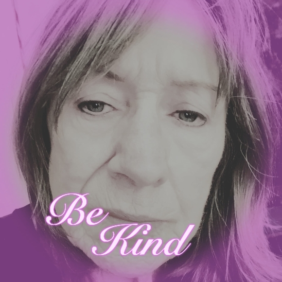 Meet your Posher, Mitzi - Picture 1 of 1